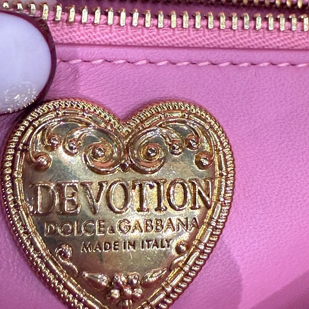 D&G Pink Quilted Crossbody Bag with Gold Chain - Picture 8 of 9